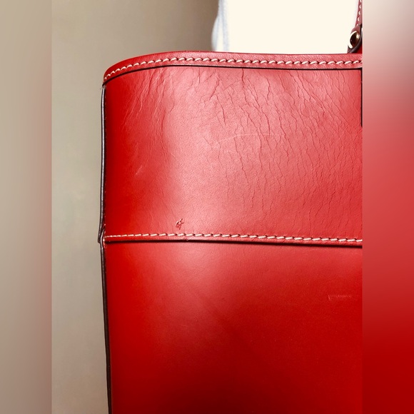 DOONEY & BOURKE BEACON SMOOTH LEATHER LARGE ZIP TOTE RED BAG EUC J17038834 $268 - Picture 12 of 16